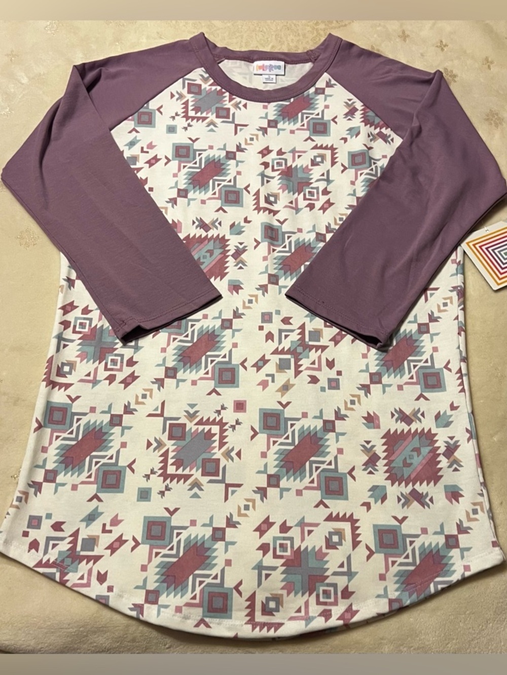 🆕 NWT LuLaRoe Purple Raglan Aztec Print “Randy” Top Women’s Small